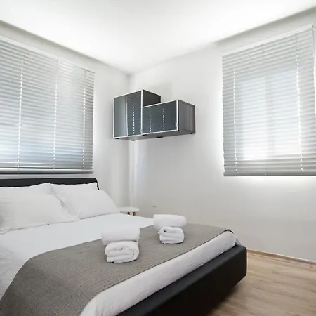 아파트 Cozy Atelier*nicosia City*free Parking & Wifi Welcomes U!!!